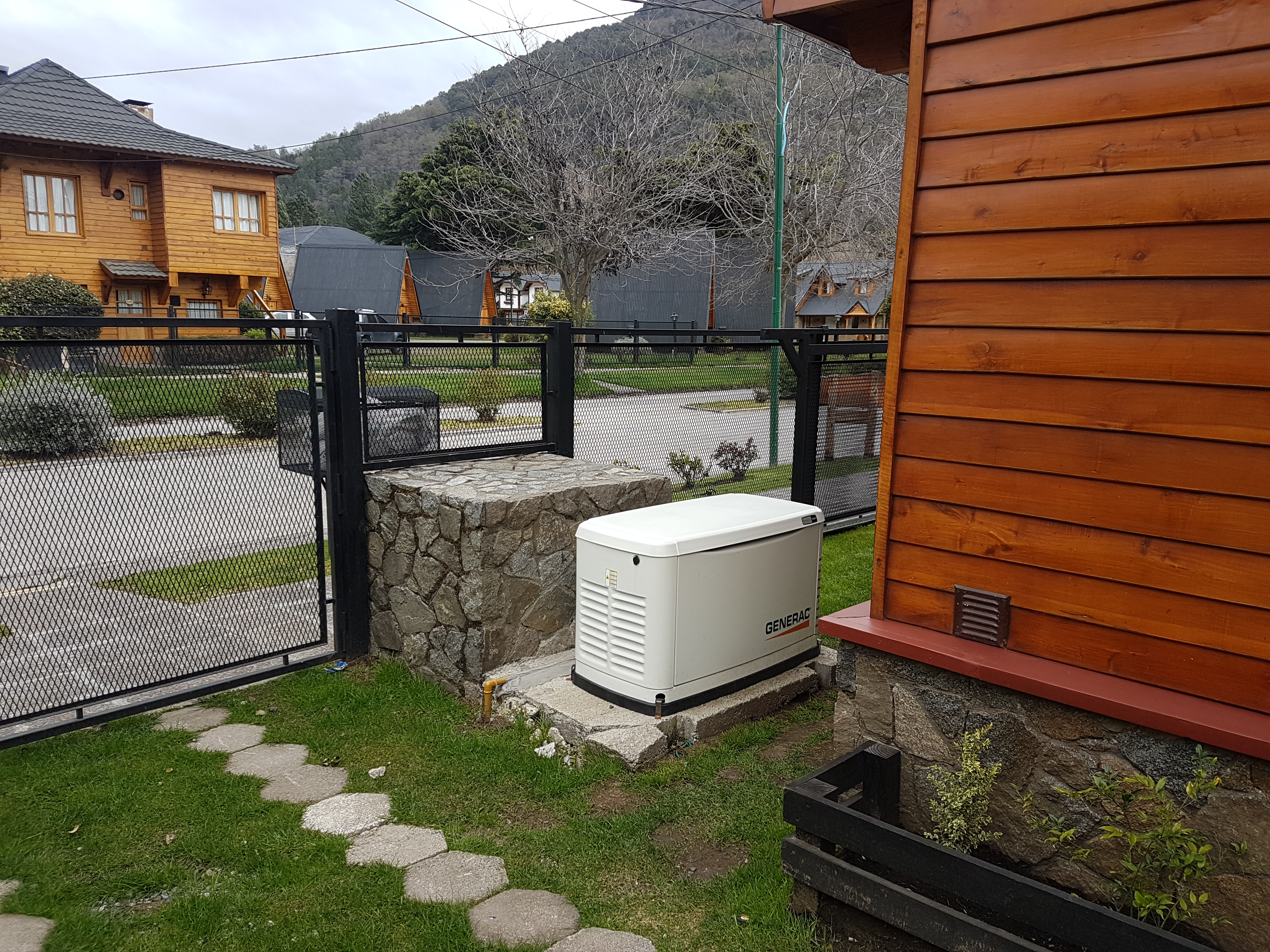 Instalación exitosa de Generac 17 KVA en casa particular